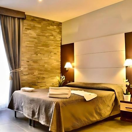 فندق Roma Castle Termini المظهر الخارجي الصورة